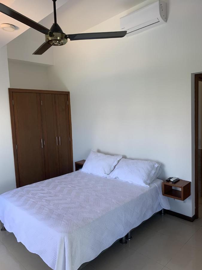 Apartamento Mirador Del Laguito Cartagena Luaran gambar